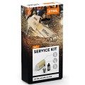 Zestaw serwisowy Stihl nr 2 do pilarek MS 210, MS 230, MS 250 wyposażony jest w  filtr powietrza, świeca zapłonowa, filtr paliwa, głowica ssąca